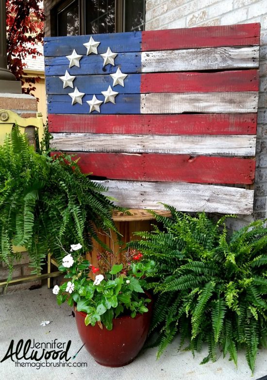 4th of July Front Porch & Outdoor Decorations You Can Make! • The